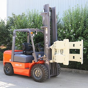 [Hot Item] 2.5ton Diesel Forklift with Paper Roll Clamp