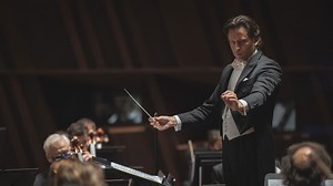 Gustavo Gimeno despide su titularidad al frente de la Filarmónica de Luxemburgo con la Sexta de Bruckner