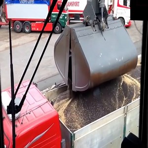 بذور اللفت تقود مع Sennebogen 850 | بعقلي-b39li