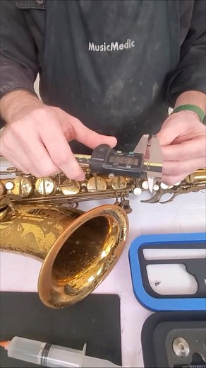 In situations where the end of the pivot screw key is worn and sloppy, you may find that you need the pivot screw to go deeper into the key and therefore deeper into the post face. Instead of tapping the post toward a key which will result in non-parallel key action and binding, counterboring the post face will enable precision fit keywork.⁣⁣ ⁣⁣ ⁣⁣ ⁣⁣ ⁣⁣ ⁣⁣ ⁣⁣ #repairtech #repairtools #bandinstrumentrepair #musicmedic #woodwindrepair #tenorsaxophone #fluterepair #saxophonerepair #saxophoneplayer