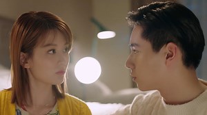 6.6K views · 50 reactions | Kiss three times in a row! The boss and Cinderella have a sweet night! 连吻三次！霸总与灰姑娘甜蜜一夜! 剧名 （Drama Name）：小风暴之玫瑰的时间 You Complete Me  #HuYiTian #QiaoXin #youcompleteme #小风暴之时间的玫瑰 #胡一天 #cdrama #乔欣 #出轨 #爱情 #王星越 | 热剧小组 hot drama group | Facebook