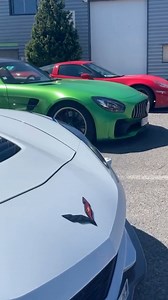 🔥MTK MOTOR DATE — 29 juin 2025 Un grand merci à tous ceux qui ont répondu présents pour ce moment de partage autour de notre passion commune : l’automobile 🏎 Clients, amis, passionnés… vous avez fait de ce rassemblement un vrai succès ! Entre échanges, sourires, café & viennoiseries, l'ambiance était à la hauteur de nos attentes. Retour en images sur cette belle matinée devant les locaux de MTK. Vivement la prochaine édition ! 👊🔥 | MTK TUNING