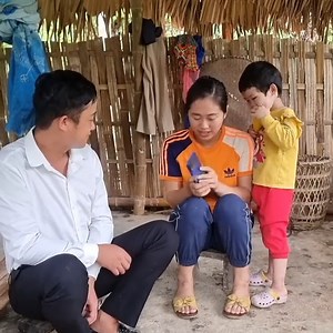 The wife had a cruel lover and chased the father and son out of the house | Primitive wilds Life