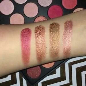 NO FILTER 😍😍 A glimpse of our 35 piece palettes. New styles coming soon. How beautiful are they 😍🤤😫 | MN Beauty