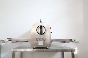 [Hot Item] Industrial Bakery Sheeting Equipment Fondant Puff Pastry Dough Sheeter