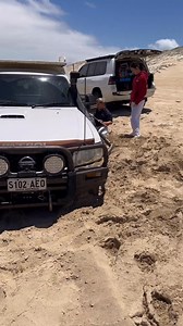 Even some locals get caught out on Gunyah. All part of the daily Gunyah experience. These were a top bunch of blokes … even shouted me a beer 😃. | Coffin Bay Recovery & Rescue