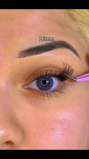 Cómo lograr un look natural con pestañas