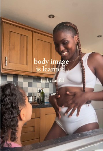 I was recording a snippet for a vlog and caught this and just let the camera roll. I’m proud to say that my daughter has never heard me say something negative about my body, and it’s not that it’s an easy thing for me. I struggled with an ed for a very long time, and sometimes I did have to be performative and say what I don’t believe just so she can see and hear a positive outlook on bodies. It’s not been an easy journey, but I’m grateful that this is what she hears instead ❤️ #bodyimage #bodyc