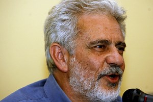 Πέθανε ο Βαγγέλης Πισσίας, συντονιστής του «Ένα καράβι για τη Γάζα» (pics video)