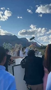 Alden : sorry direk kiss na po ano.. Direk: oo dali ayan na. 😂🤪😁 #kathden #kathrynbernardo #aldenrichards #fypシ #trending | Kathden fanatics