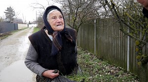 475K views · 14K reactions | Cum arată România?!  Tanti Stana (83 de ani) - Mesaje pentru cei care ne conduc: "Ce viață e asta?"  | Sărbători triste și tradiții pierdute | Razvan Anghelescu - Vax Populi | Facebook