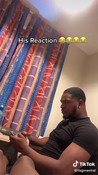 His face 😳 #fyp #prank #boyfriend #reaction #couple