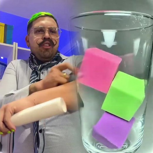 🤪✍️ ESCRIBE Y BORRA 🤣 @SANTI @Santi Oficial @Señorita influencer #layara #santio