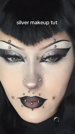 4.4K views | holiday makeup inspo for our alt girlies ⛓️勇 (via TT leatherguts) #ROMWE #makeupinspo #altfashion | ROMWE | Facebook