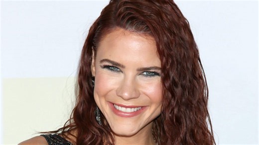 Y&R star Courtney Hope reunites with The Bold and the Beautiful family for baby celebration