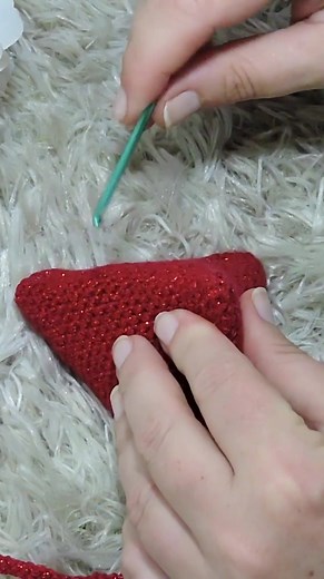 💖Precioso monedero tejido a crochet 💋 muy muy fácil, TIENE TRUCO ¡¡¡ 👀todo tejido a punto bajo. Deja volar tu imaginación en la pulsera y tendrás una joya, regalalo o DISFRUTALO ¡¡¡ lso pirámide crochet bolso pirámide tejido a crochet bolso pirámide tejido a ganchillo como tejer a crochet monedero piramide bolso triangular crochet bolso triangular ganchillo Monedero triangular monedero pirámide bolsa triangular bolsa piramide bolsa piramide crochet bolsa triangular crochet mini bolsa triangul