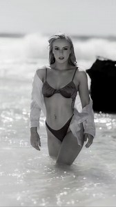 A few photos from a beach photoshoot with the amazing photographer @paulvasquez_photographer. . 📸 @paulvasquez_photographer Bikini : @cottononbody Tan : @bondisands . #australianmodel #model #bikini #fashionmodel #beachphotoshoot #bikinimodel #fitnessmodel #summervibes #blonde #beachwear #discoverunder50k #instagramreels #facebookreels | Paige Tonkin - Actress / Model