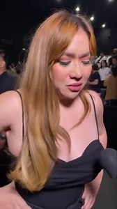 “ANG GALING! DI KO KERI!” 👏🏼 Angeline Quinto shares her #RewindExperience after the #RewindCelebrityPremiere 💚⏪ Experience REWIND with your greatest love this Christmas in cinemas! Keri mo kaya ang #TheRewindEffect? 🤧 #RewindMMFF #MMFF2023 | ABS-CBN Film Productions Inc. (Star Cinema)