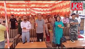 GLDM GDC HIRANAGAR under the aegis of NSS unit ‘Cheshta’ paid a grand tribute to the Nation under ‘Maati ko Naman’ thereby rekindling the flame of patriotism, fostering a sense of belongingness, love and sense of pride towards the nation and to the soil fostering a deep connection with the motherland.🇮🇳🇮🇳🇮🇳🇮🇳🇮🇳🇮🇳🇮🇳 The students made Rangoli, lit earthen Diyas 🪔 and paid tributes with holding soil in hands and raising the Indian flag with full enthusiasm. MERI MAATI MERA DESH! JAI 