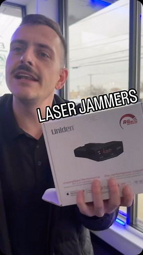 Adding laser jammers to your radar setup is a crucial enhancement for comprehensive vehicular protection against speed enforcement measures. Speed detection technologies increasingly employ laser guns, which can pinpoint a vehicle’s speed with exceptional accuracy and speed compared to traditional radar guns. A laser jammer works by detecting the incoming laser beam and emitting a signal to confuse or jam the laser gun, providing the driver with additional time to adjust their speed. This added 