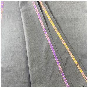 [Hot Item] High Quality Hot Sale Serge Tr Twill Fabric Suiting Fabric for Men Uniform