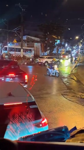 Thương quá 😴🤥🤥 | Làng Vũ Đại Express