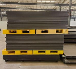 [Hot Item] Solid Plastic HDPE/PP Sheet for Wide Usage