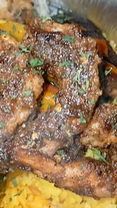 #RibeyeDinner #MidRare 😋 @MealsByChefSeals #UberEats #DoorDash #GreatChefAntonio FoodPornStar TrueSalivation ThatsJustBeautiful mealsbychefseals .......... VIDEO📽 Credits: @AntonioSeals UberEats And DoorDash 🔗Links🔗 In Bio | Meals By Chef Seals