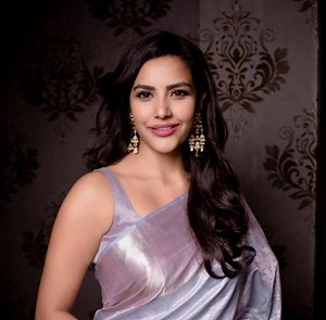 Priya Anand Wiki, Age, Boyfriend, Husband, Family, Biography & More - WikiBio