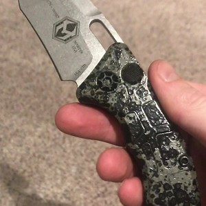 Heretic Knives Auto Martyr in Camo with 154CM Black DLC blade - Aluminum body and snappy push button action backed by GTC bearings. One mean blade! Contact us today! #wayofknife #hereticknives #newarrival | Way of Knife & EDC Gear House