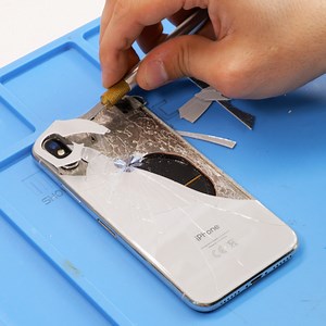 Satisfying cleaning and repairing of smartphones and electronics: | Transformazing