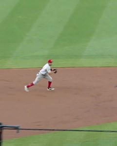 388K views · 3K reactions | Is this the weirdest triple play you've ever seen? | MLB | Facebook