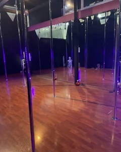 Pole Dance School México on Reels