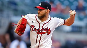 Greg Maddux pays homage to Braves history of Cy Young dominance in Chris Sale reveal