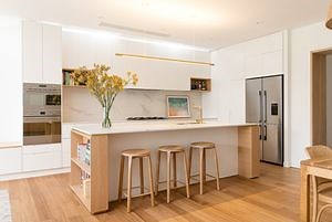 [Hot Item] Easy Install Slab Cabinets L-Shaped Open Kitchen Lacquer Finish Kitchen Cupboard