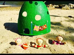 TOMBLIBOOS Toys Day At The Beach!