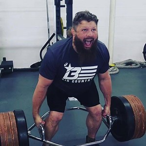 Last hard workout for the weekend! Christmas is coming. #bcnation #bigcountrynation #bellyrubapprove @ricosproducts | Roy "Big Country" Nelson