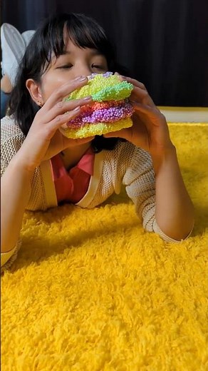 What will you make with your foam putty? 🍔