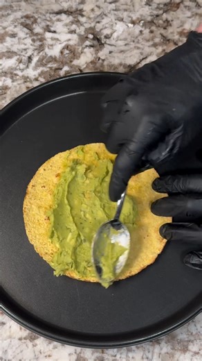 9.2K views · 36 reactions | Check out these delicious Chicken Tacos packed with guacamole, grilled chicken breast, tomatoes, bell pepper, red onion, jalapeños, lime juice, hot sauce, cotija cheese, and green onions! : @boltthrowerbbq | Kamado Joe | Facebook