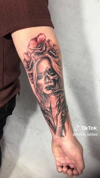 Tatuaż Południcy w Twoim Stylu – Mitologia Słowiańska