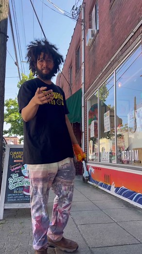 38 reactions | A pipe that looks like a little yellow rubber ducky?...