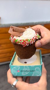 Viral Pistachio croissant and Gingerbread cup hot chocolate🥐 🍫 Again the Flat baker has created some of the best bakes you can get your hands on! Gingerbread cookie cup hot chocolate🍫 Brazilian Mince pie with caramel sauce🍦 Pistachio Croissant🥐 You can find them at the Manchester Piccadilly Christmas markets📍 #christmasmarket #manchesterfood #fyp #pistachio #croissant #gingerbread #hotchocolate #viralfood #foodlover | thegreekeatsmcr