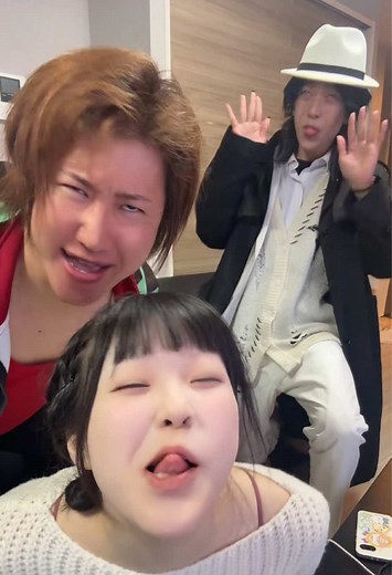 極限の変顔🤪🌀 わかな&ルイージ カレー作り