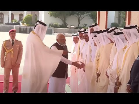 PM Modi & Qatar Emir At Doha: ഖത്തർ അമീറുമായി പ്രധാനമന്ത്രി നരേന്ദ്ര മോദിയുടെ കൂടിക്കാഴ്ച