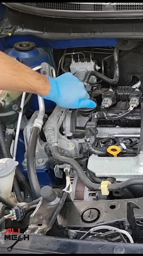 Nissan kicks 2021 engine oil change #mechanic #cargirls #carguys #carwash #cleaning #satisfyingvideo #detailing #meguaers #sunny #camry #qualityparts #qualityrepairs #alimech #headlights #brakerotors #brakerotor #satisfying #rubi #barcelona #oilchange #reelart #artreels #toyota | Alimech