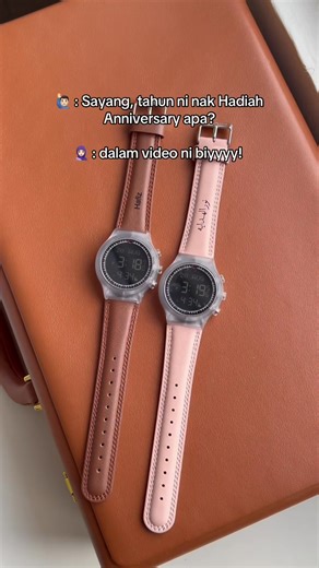 2.8K views | Hadiah Anniversary Paling Besttt 2025! ✅ Set Nama Dalam Jam ✅ Mudah Ada Waktu Solat ✅ Senang Cari Arah Kiblat ✅ Engrave Nama di tali! - Extra sweet with extra charge! >> https://buruj.my/product/buruj-orion-i/ | Buruj Watches HQ | Facebook