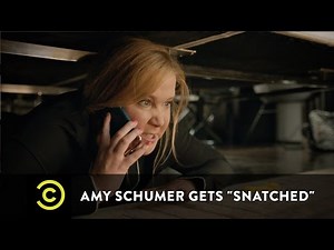 Amy Schumer Gets "Snatched"
