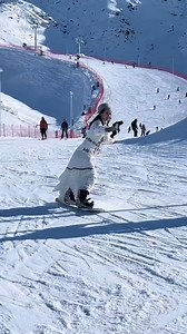 Absolutely stunning! A Kazakh #girl gracefully glides on #skis, adorned in traditional ethnic attire, adding a touch of cultural elegance to the snowy landscape 🥰🏂.#Xinjiang | Discover Xinjiang