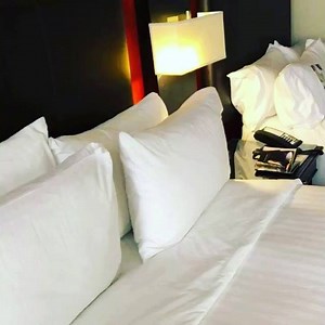 Mujer, si puedes tú con Dios hablar, pregúntale si yo alguna ves te he dejado de adorar... | Fernand Lopez | Facebook