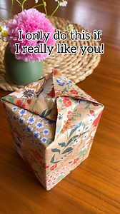 ✨ Unique star spiral gift wrapping technique. #perfumes #gifting #birthday #wrapping #mothersday #paperart | Jeff & Lauren